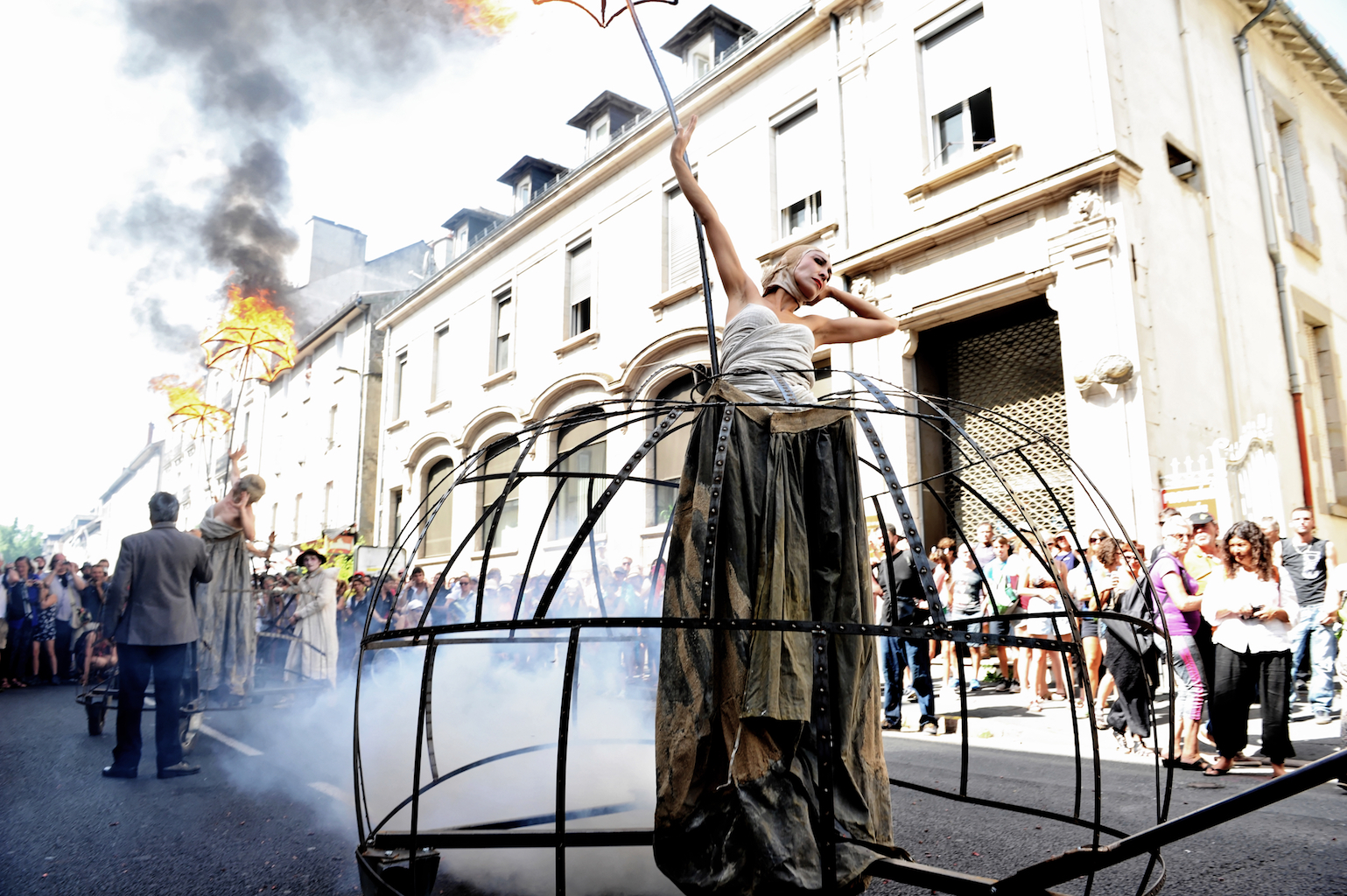 Direction CHALON dans la RUE !
